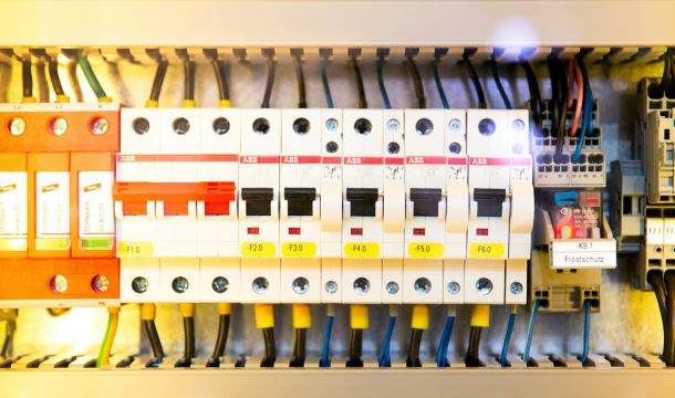 Elektroindustrie – Vernetzung geht weiter - Joenen Consulting